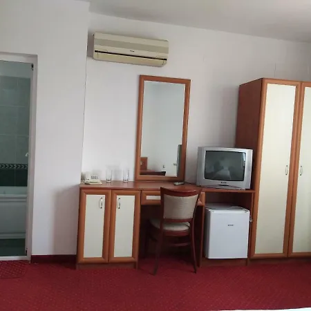 Hotel ник 3*