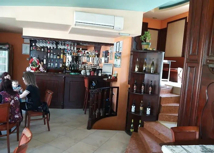 Хотел ник 3*